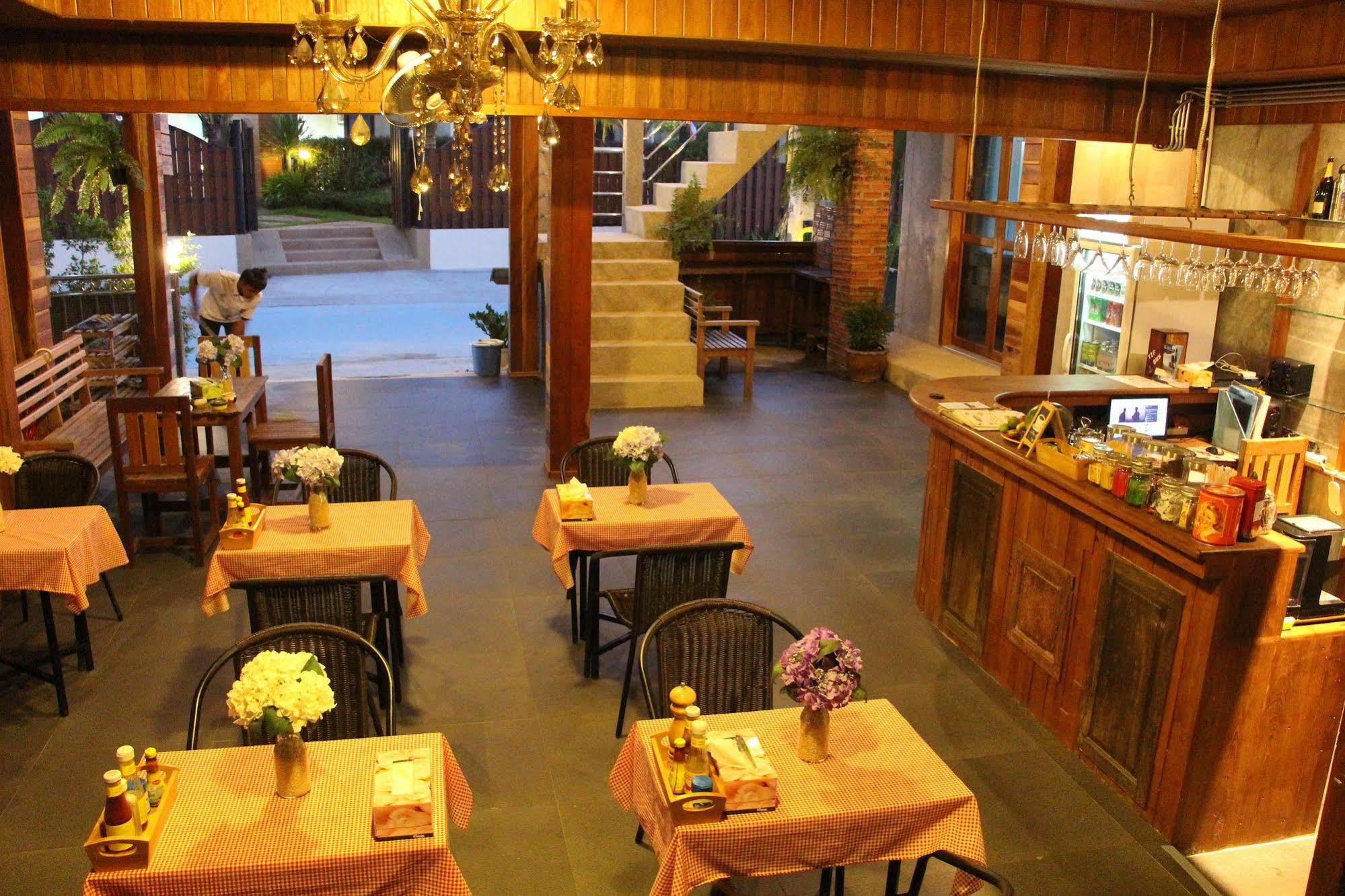 The Noi Guest House & Restaurant Koh Lipe Eksteriør bilde